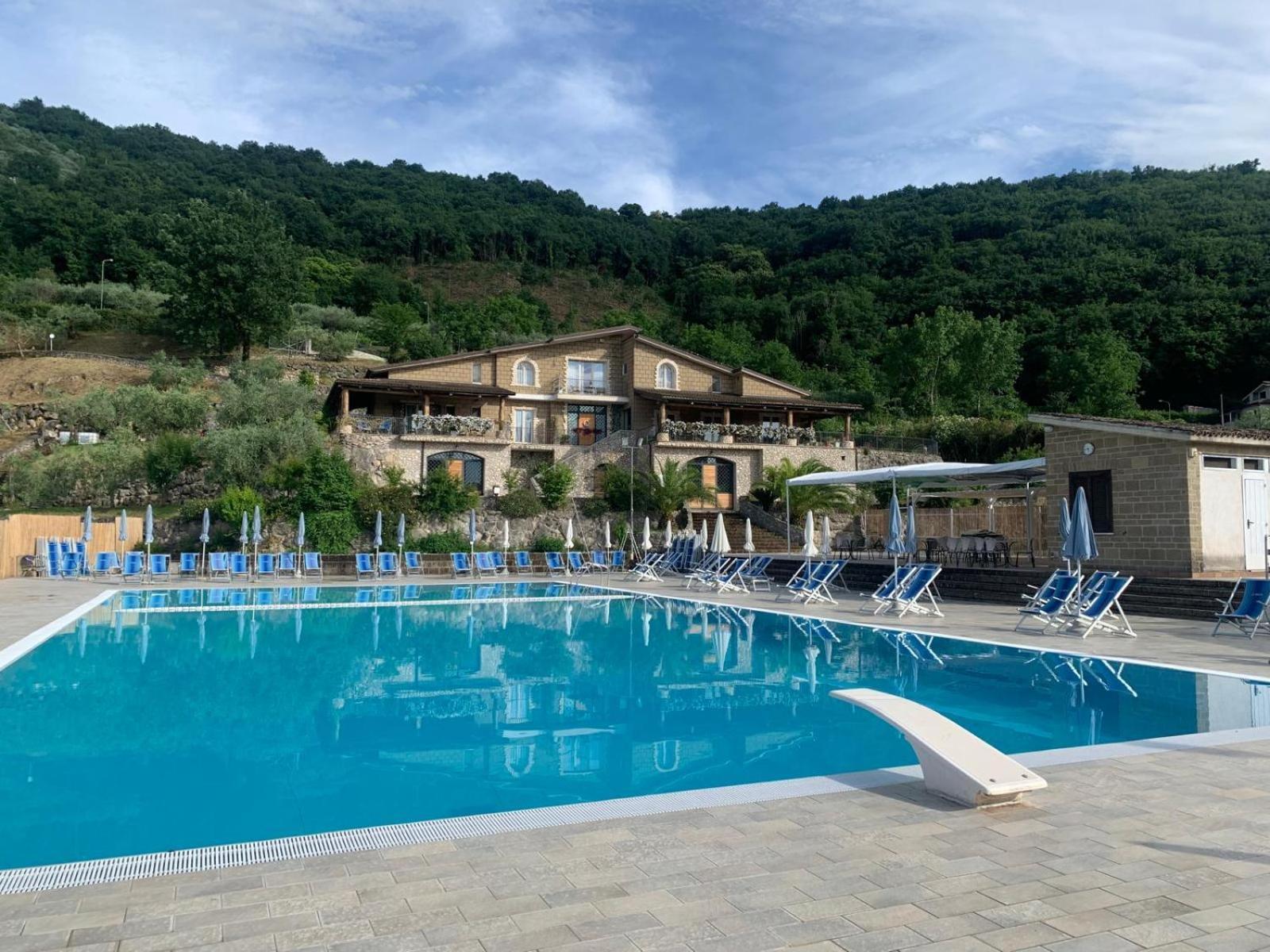 Le Rocce Bed & Breakfast SantʼAgata deʼ Goti Dış mekan fotoğraf