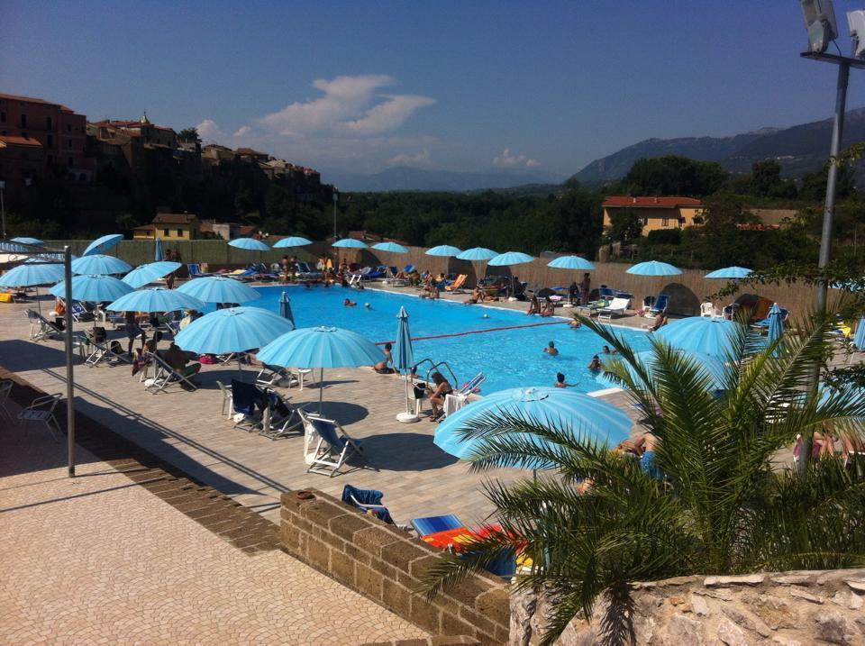 Le Rocce Bed & Breakfast SantʼAgata deʼ Goti Dış mekan fotoğraf