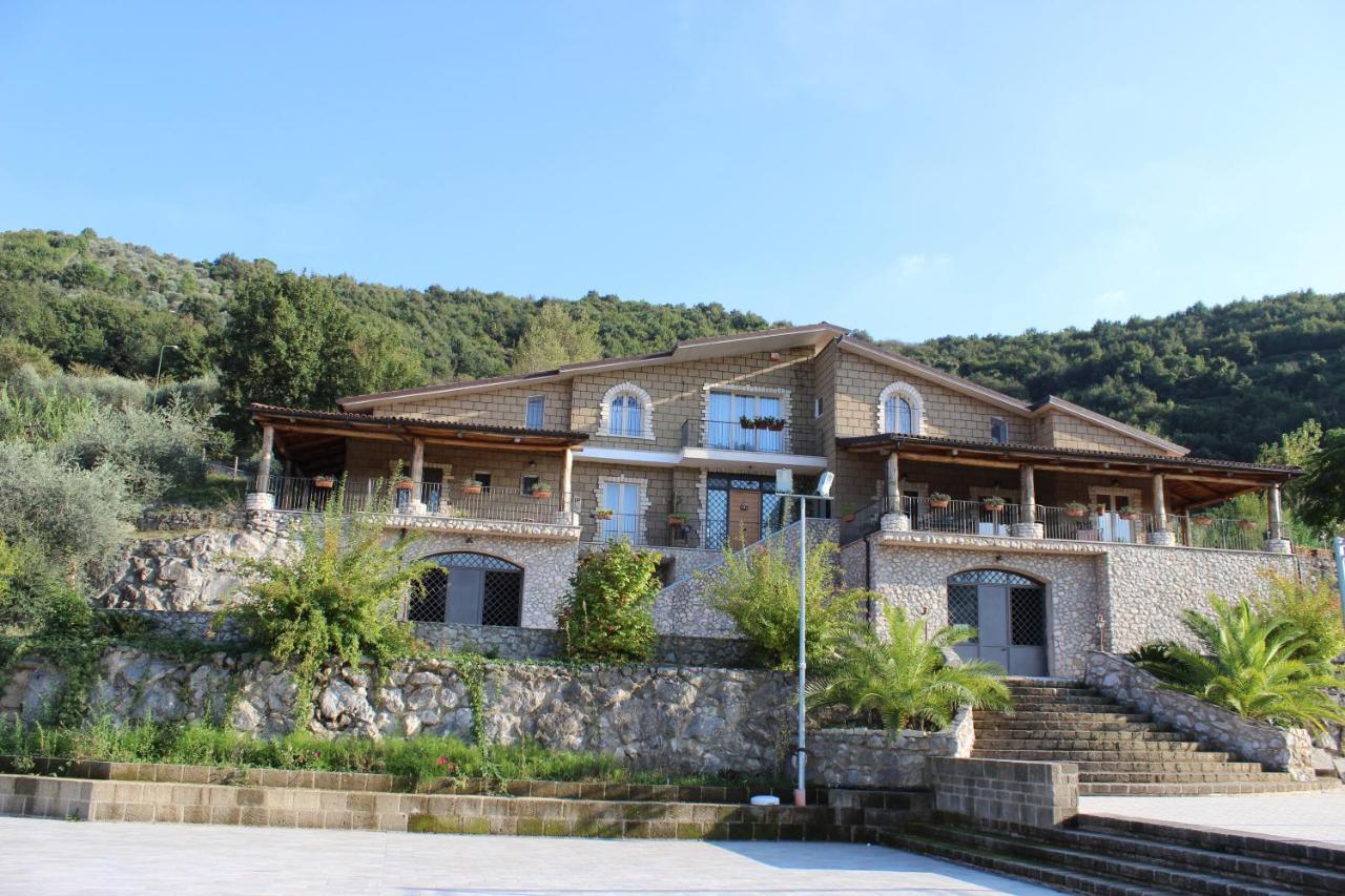 Le Rocce Bed & Breakfast SantʼAgata deʼ Goti Dış mekan fotoğraf